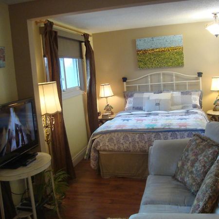 Paddington Place Bed & Breakfast Oshawa Bagian luar foto
