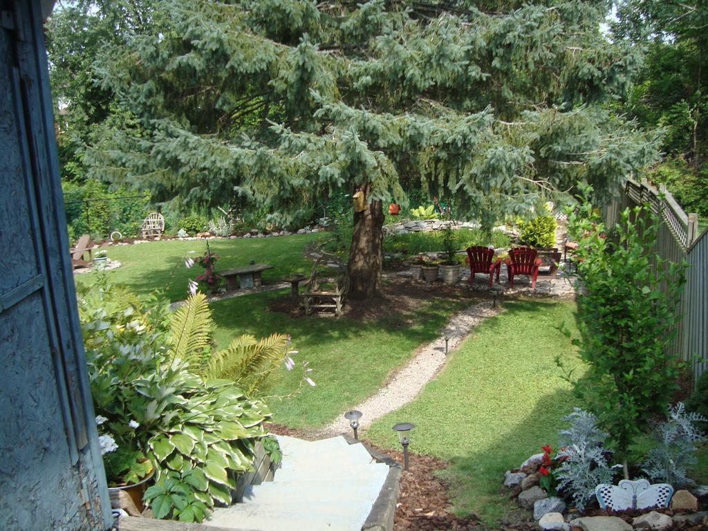 Paddington Place Bed & Breakfast Oshawa Bagian luar foto