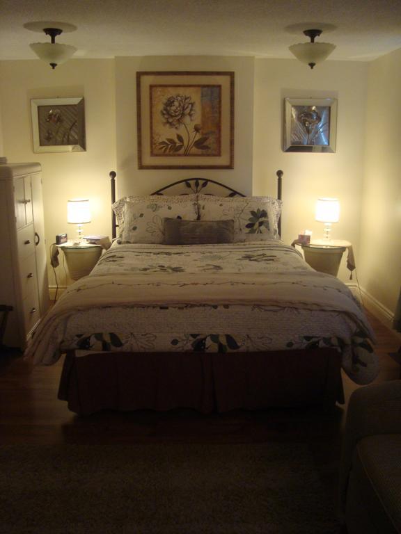 Paddington Place Bed & Breakfast Oshawa Bagian luar foto