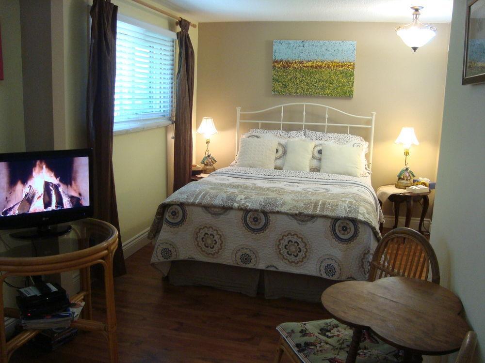 Paddington Place Bed & Breakfast Oshawa Bagian luar foto