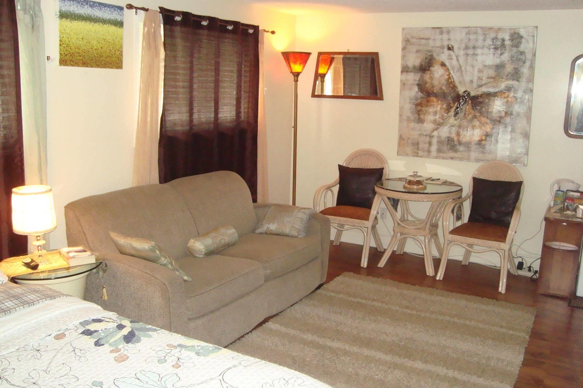 Paddington Place Bed & Breakfast Oshawa Bagian luar foto
