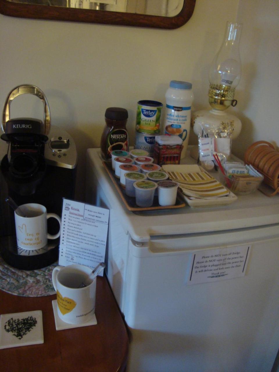 Paddington Place Bed & Breakfast Oshawa Bagian luar foto